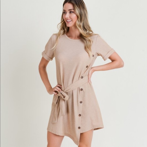 “Aspen” Asymmetrical side button dress - Picture 3 of 3